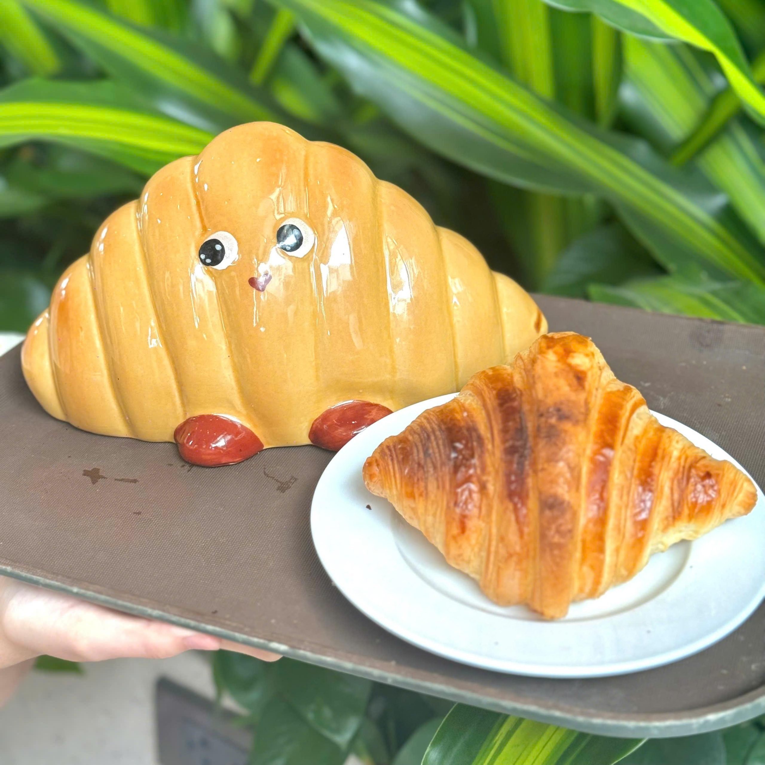 Lợn đất heo đất ống heo tiết kiệm decor gốm sứ - Bánh sừng bò - Bát Tràng - Ảnh 7